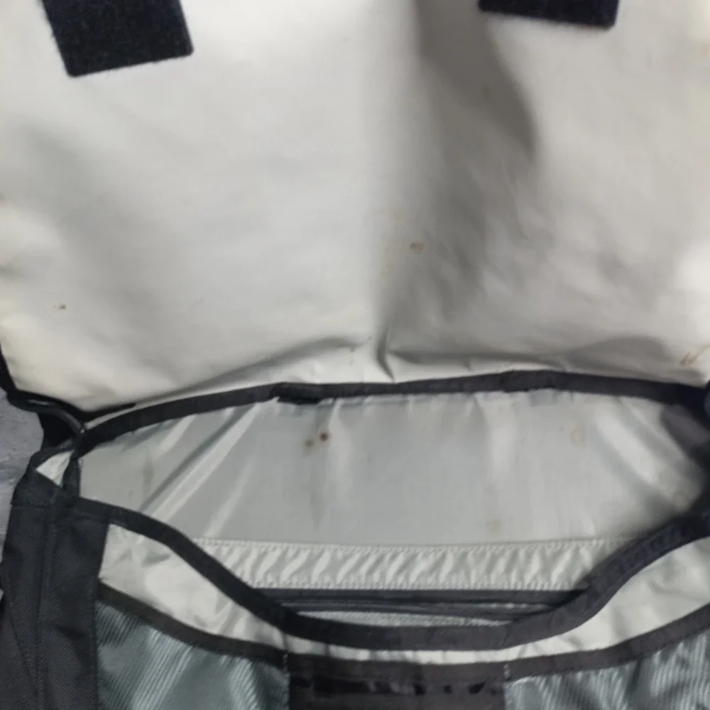 Timbuk2 Classic Messenger Bag Black Ballistic Nylon Laptop Commuter Bag s12